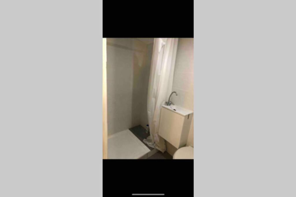 Studio Cosy Avec Possibilite Piscine En Supplement Тулон Екстериор снимка